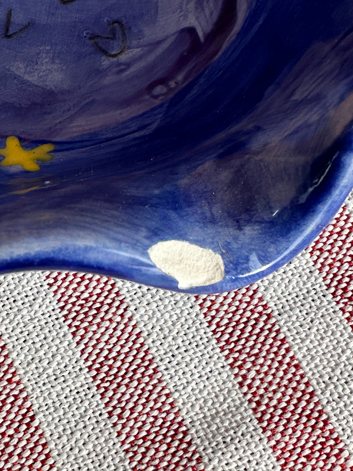 Beauty sleep ruffle bowl