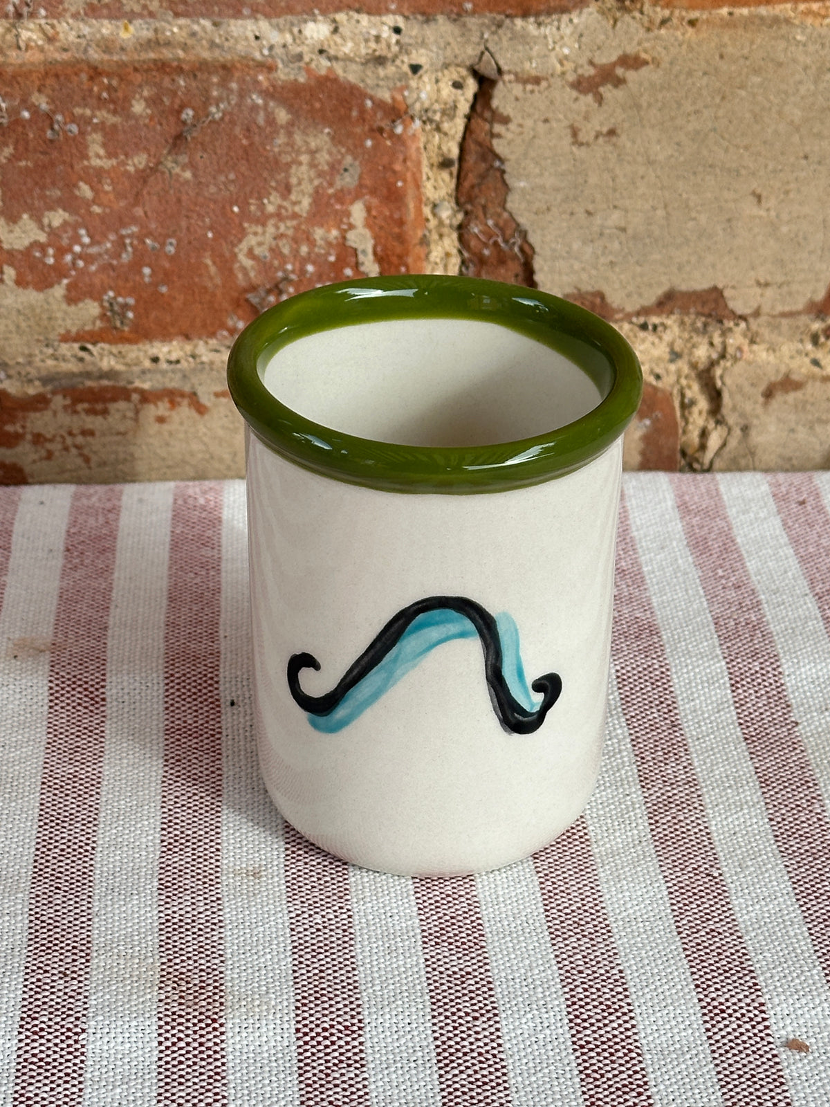 Leo Pot