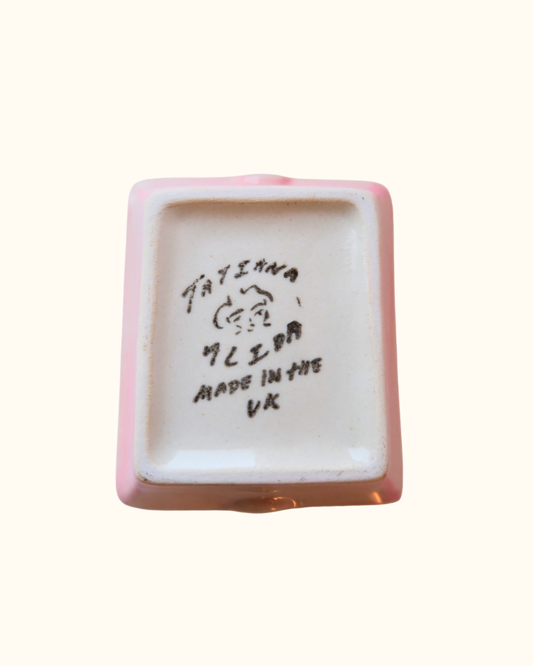 The back of the hand painted Valentine's trinket dish by Tatiana Alida