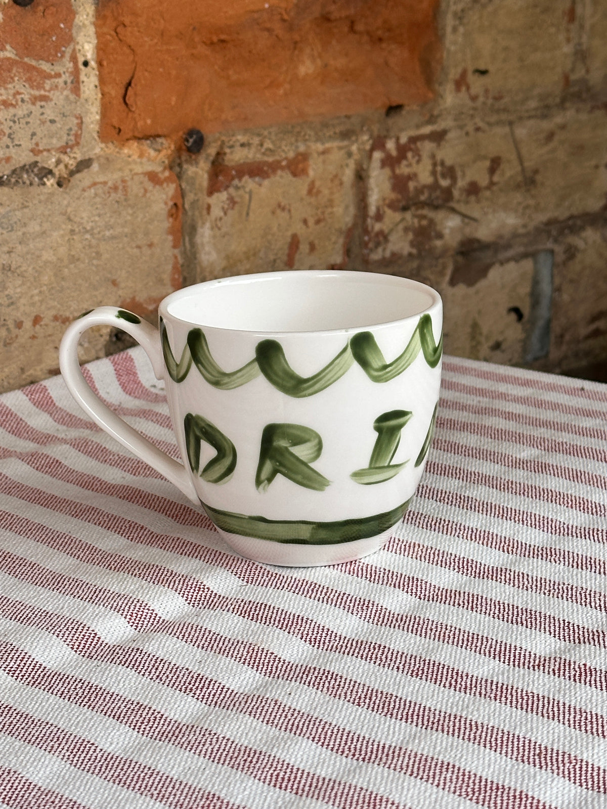 Drink Me mug - Green