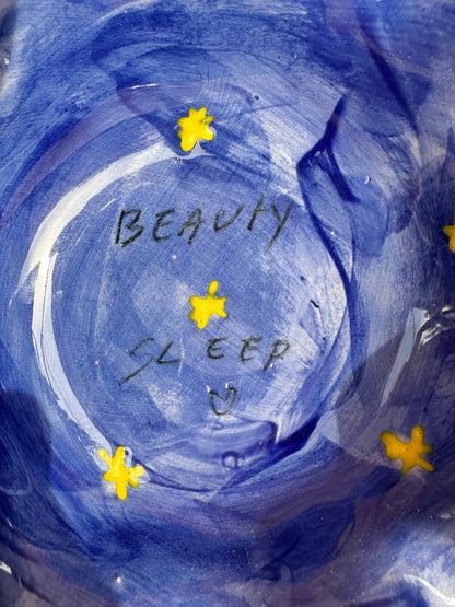 Beauty sleep ruffle bowl