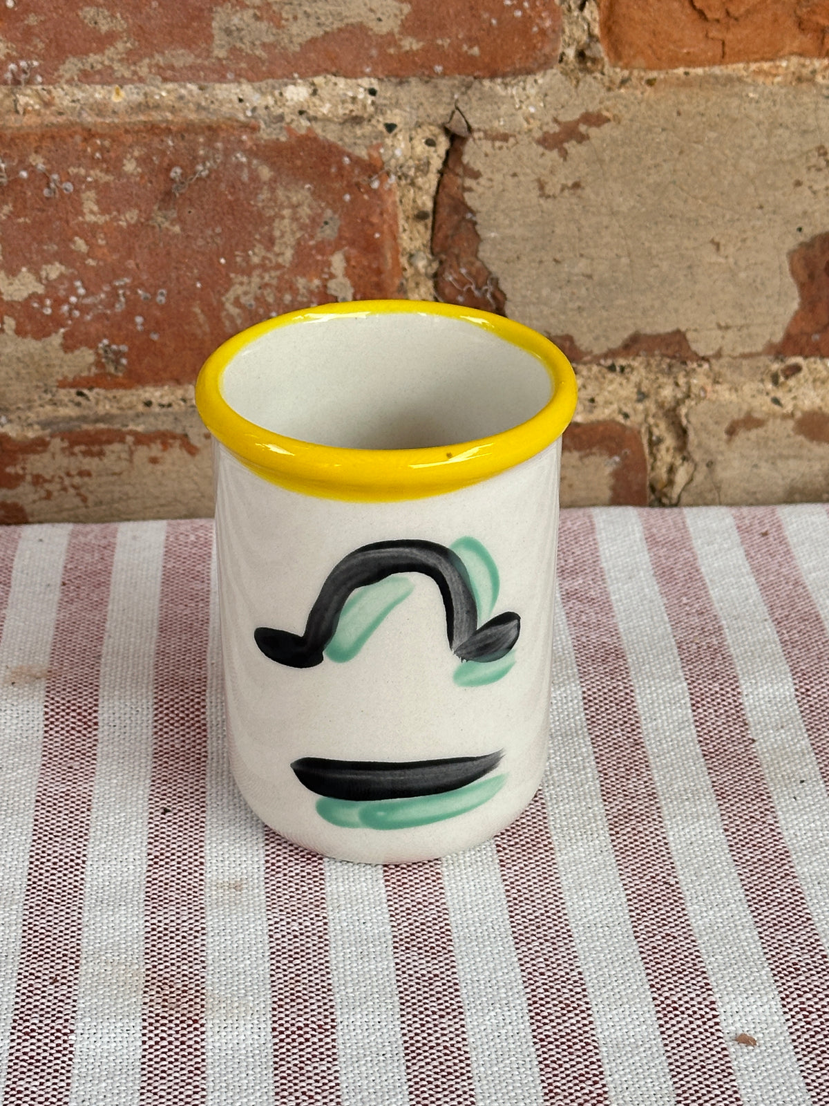Libra Pot